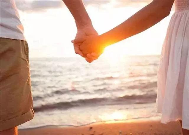 我們合拍的樣子，像極了愛情