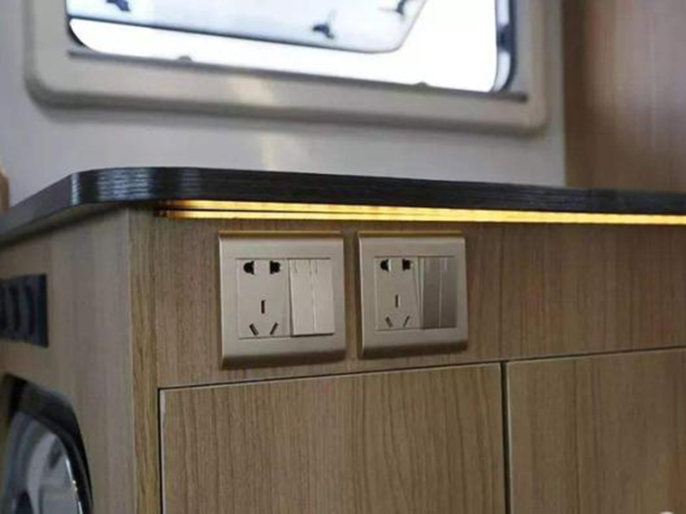 裝修一定要在這八處裝插座，不然三年后必后悔！